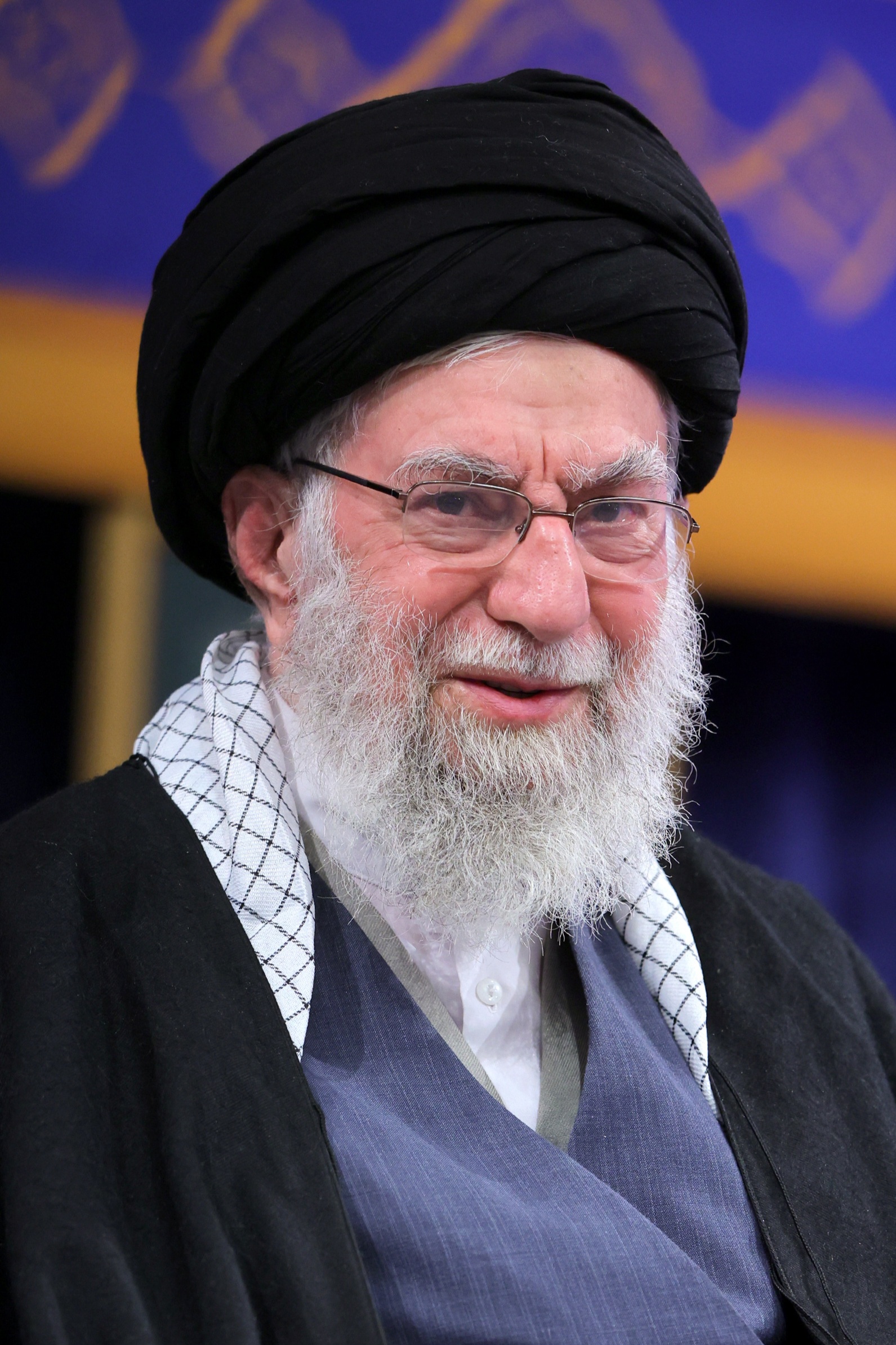 Religieus leider, opperbevelhebber en 37 jaar met ijzeren hand geregeerd: dit was ayatollah Ali Khamenei (86)